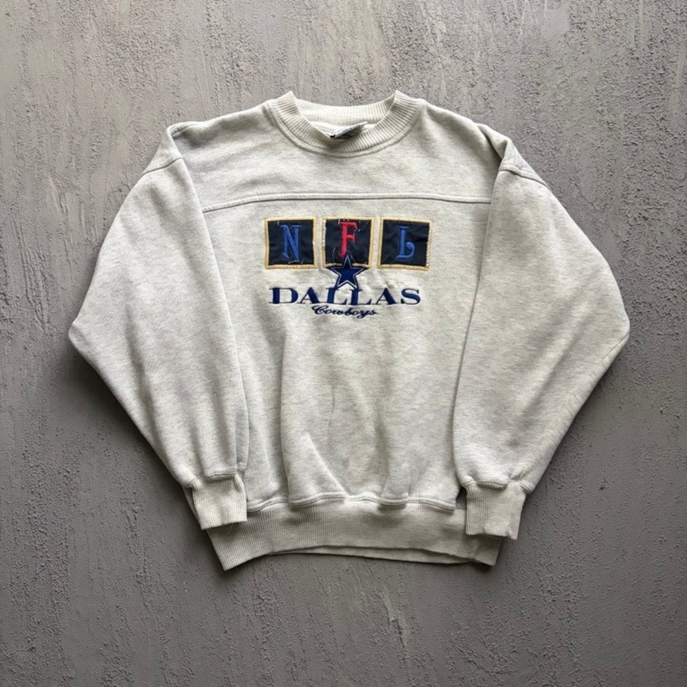 Vintage Dallas Cowboys Sweatshirt Medium Grey 190s Embroidered NFL Football